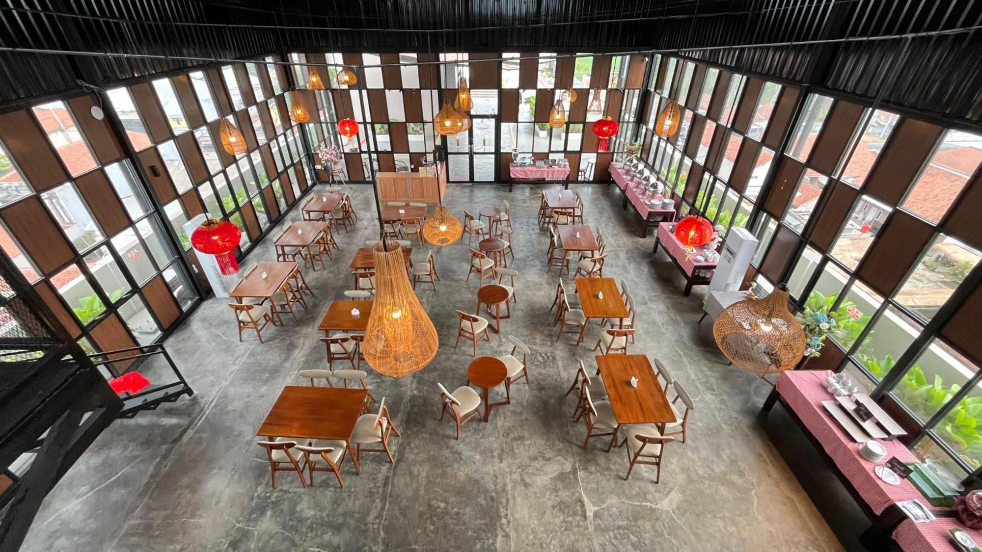 Front One Hotel Gombong Gombong  المظهر الخارجي الصورة